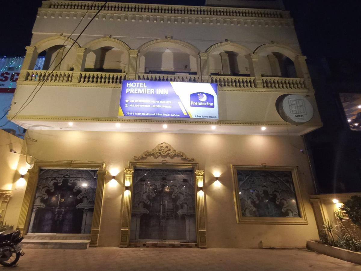 Premier Inn Johar Town Lahore Bagian luar foto